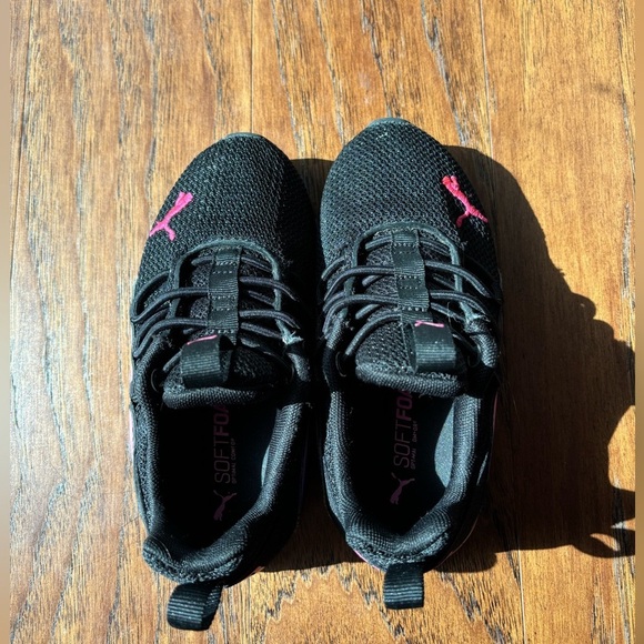 Puma Black & Pink Laceless Soft Foam Girls Size 12c Shoes - Picture 7 of 7
